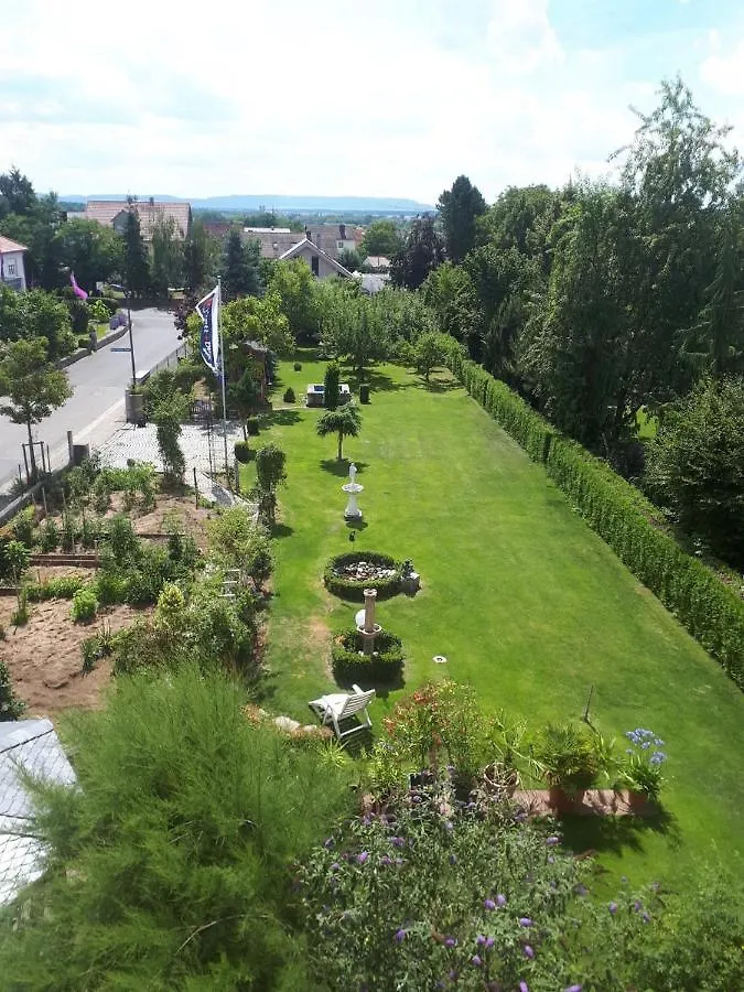 Guest house Hotel Pension Am Engelsberg Sommerach Germany